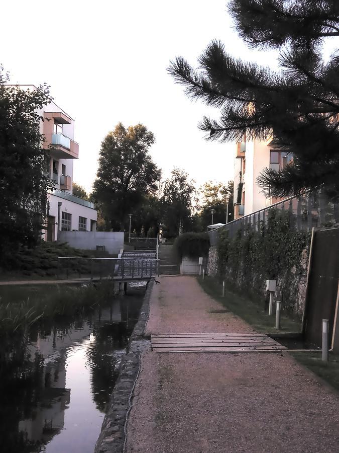 M&r Marina Mokotow